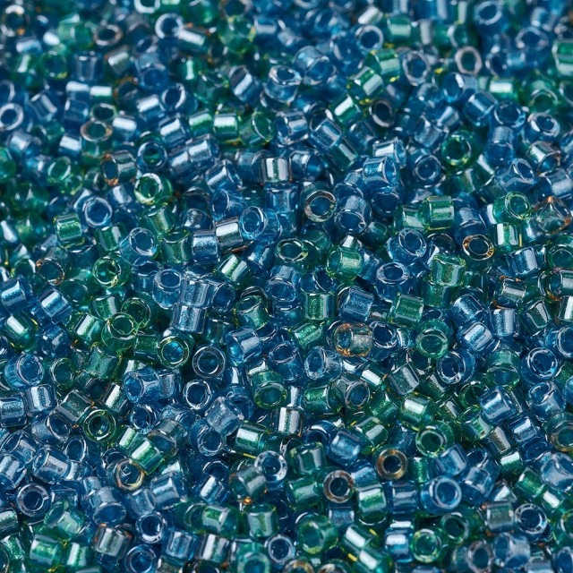 Бисер MIYUKI Delica цилиндр Transparent Sparkling Lined Caribbean Mix (Blue Green) DB0985/3г