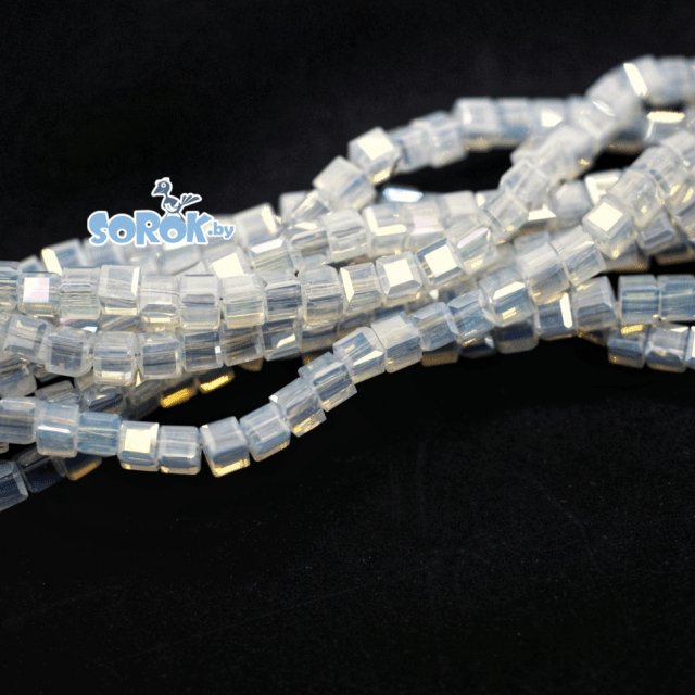 БУСИНА из стекла, куб, White Opal ,4х4мм