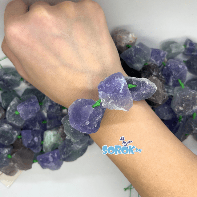 ФЛЮОРИТ, самородок (макси) 20-26х18-25мм ФЛЮОРИТ, самородок (макси) 20-26х18-25мм